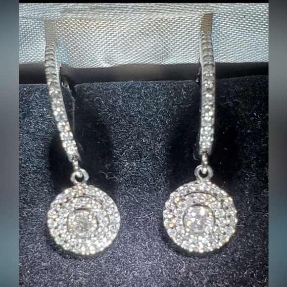 Earrings natural diamonds 💎 elegant and luxury delicate and stylish white gold - Picture 2 of 9